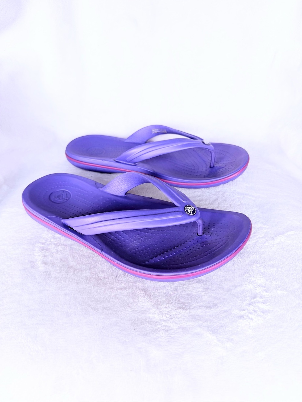 Crocs Crocband Flip Flops Purple Pink Stripe Unisex Mens 7 Womens 9 Sandals - Picture 9 of 11